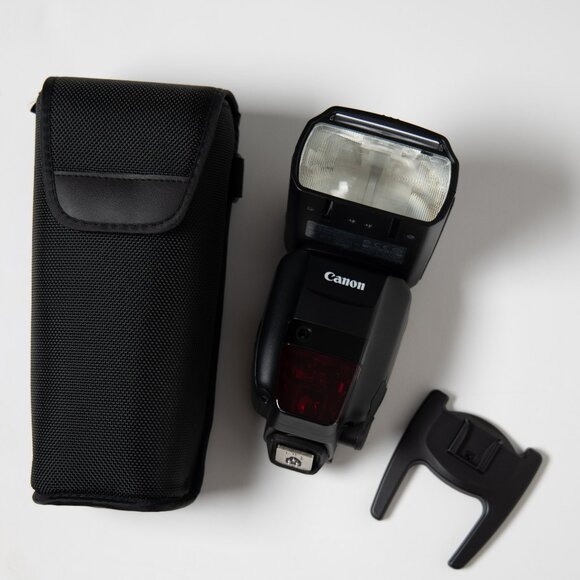Canon 600EX-RT Speedlite Flash (Black) - Picture 1 of 3
